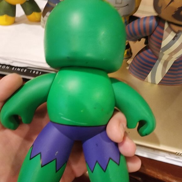 Hasbro Mighty Muggs Collectible Action Figures - Picture 3 of 7